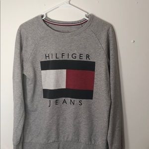 Gray Tommy Hilfiger Crewneck
